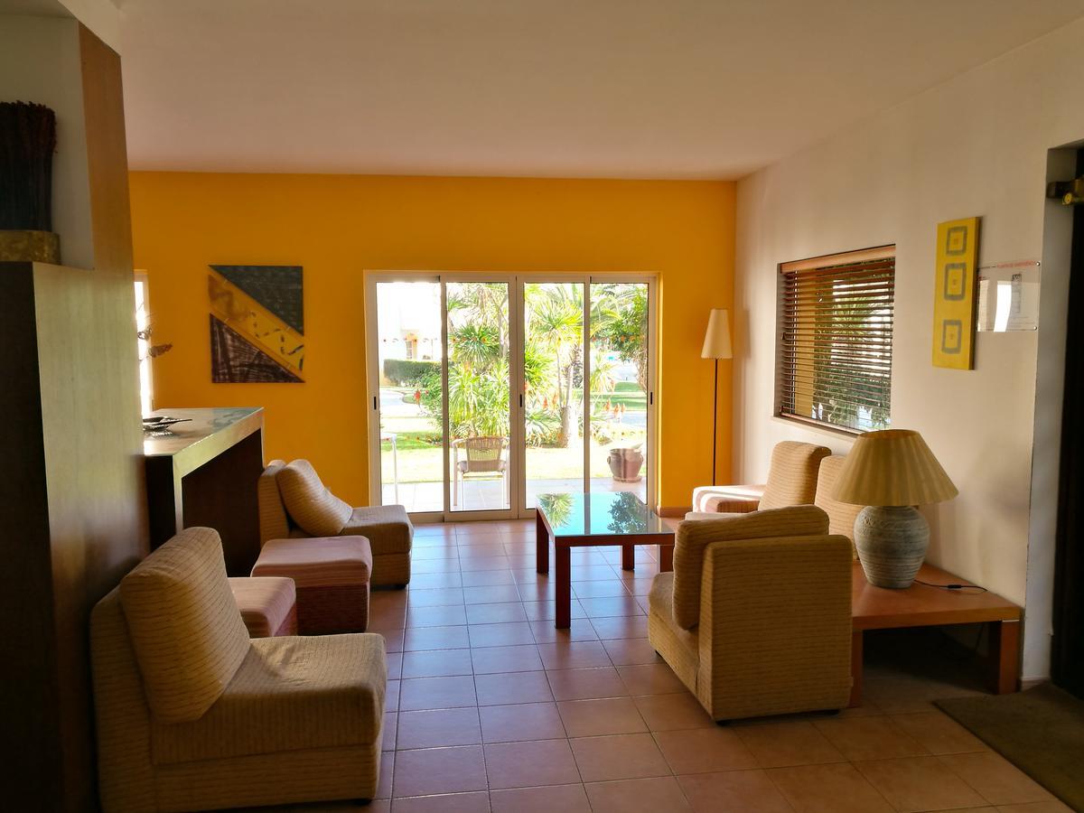Club House Cvl Hotel Luz Екстериор снимка