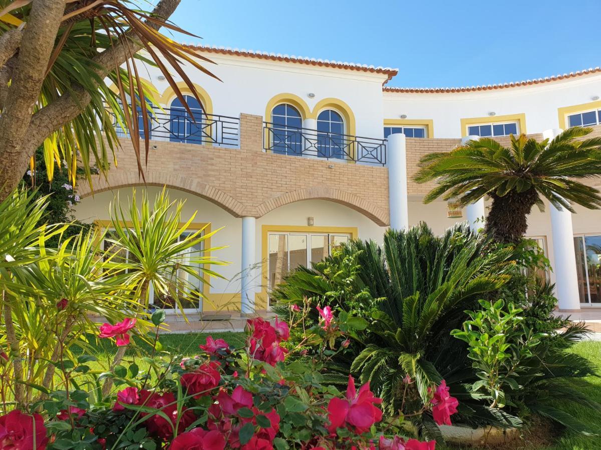 Club House Cvl Hotel Luz Екстериор снимка