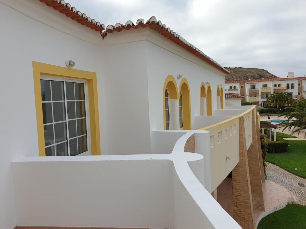 Club House Cvl Hotel Luz Екстериор снимка