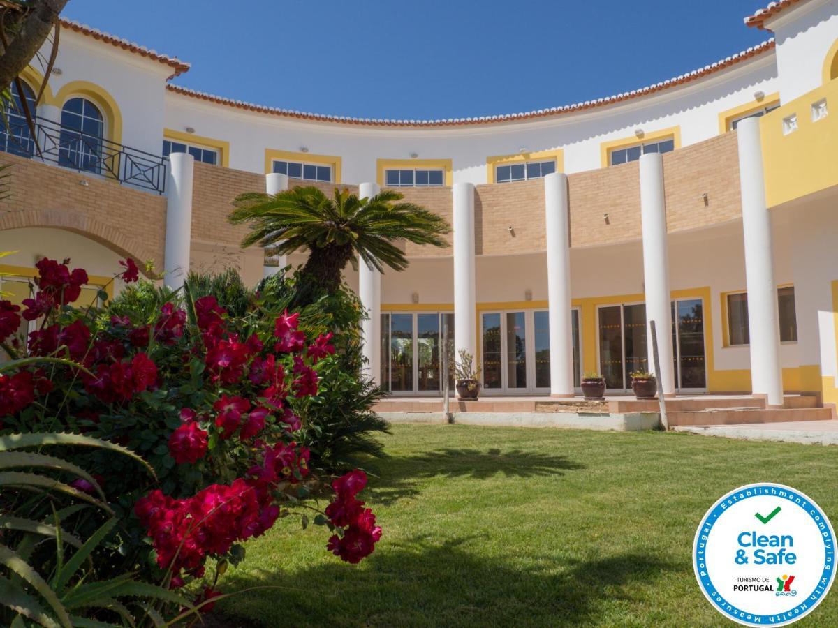 Club House Cvl Hotel Luz Екстериор снимка